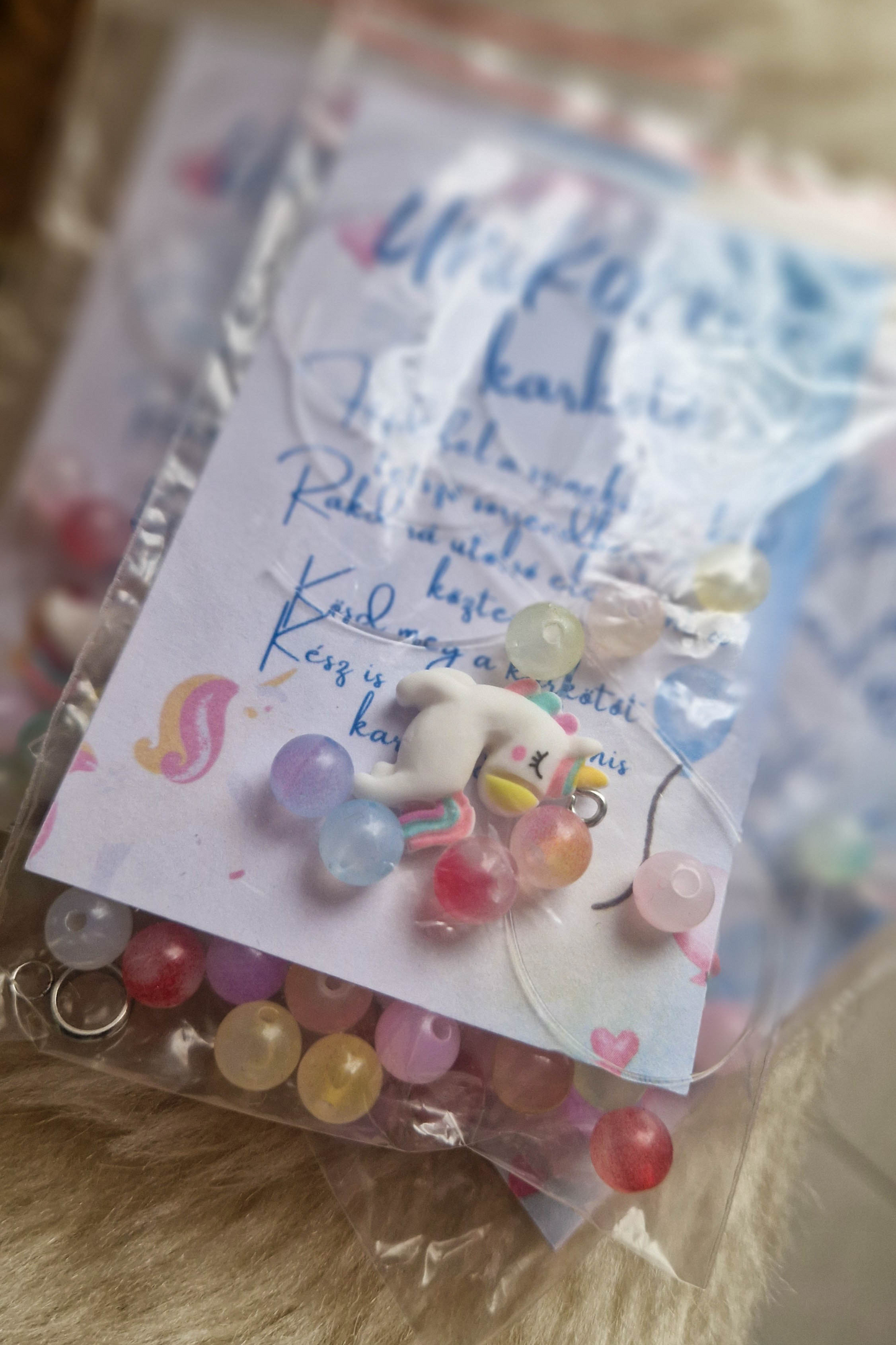 DIY fűzd magad Unikornis karkötő