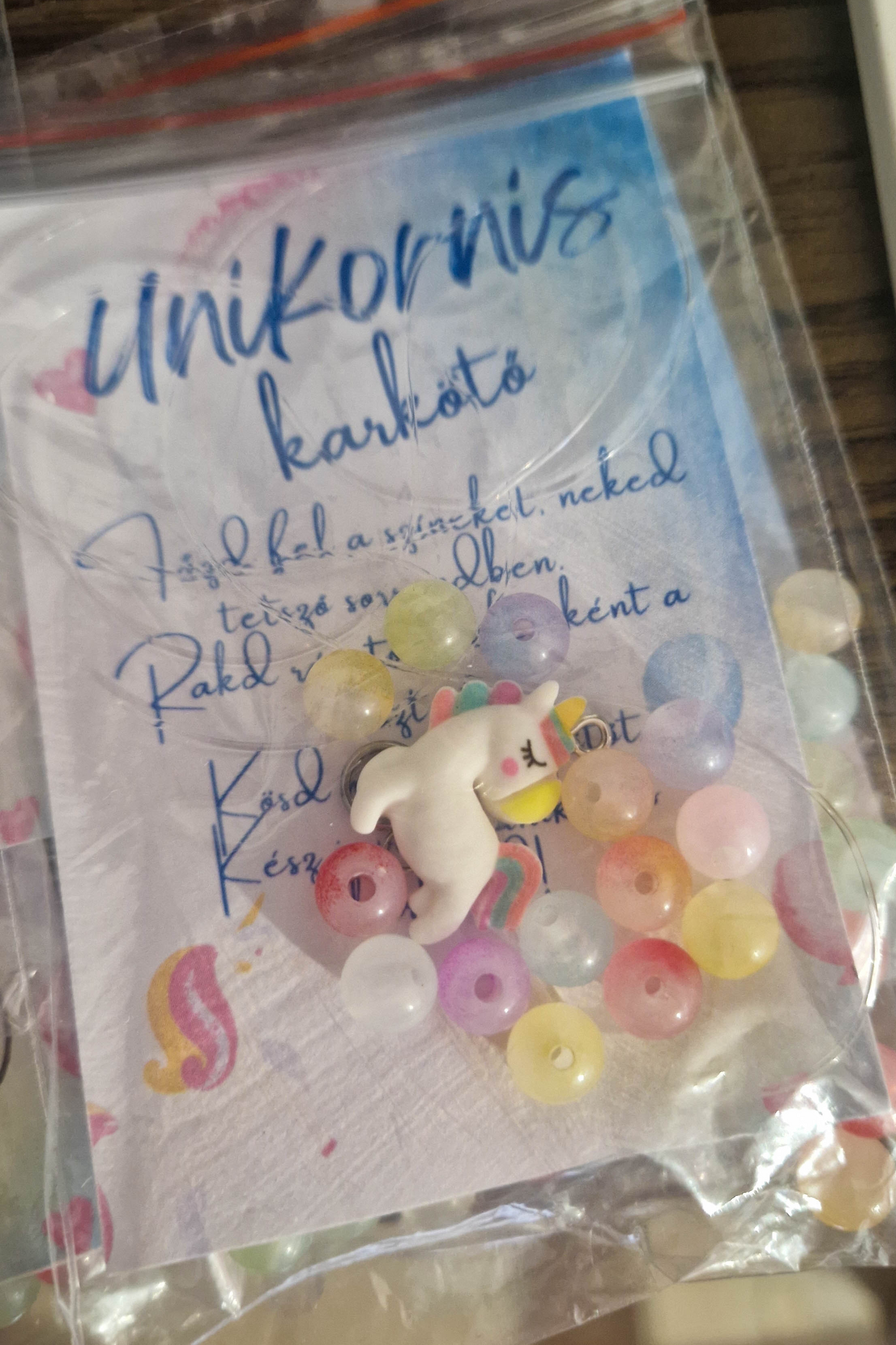 DIY fűzd magad Unikornis karkötő