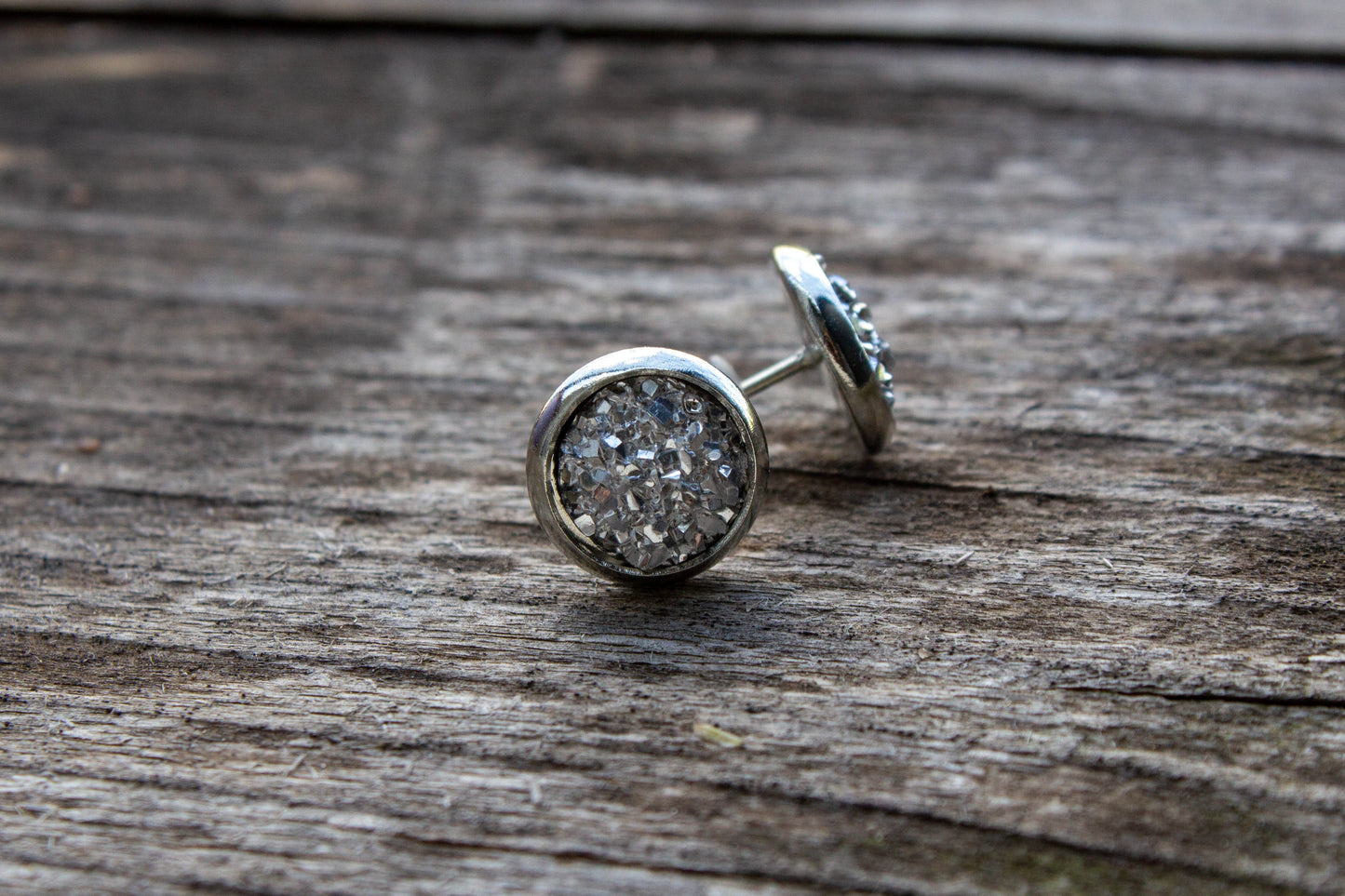 8mm, fülbevaló, mini, mini fülbevaló, cabochon, kiegészítő, ékszer, fehér, ezüst