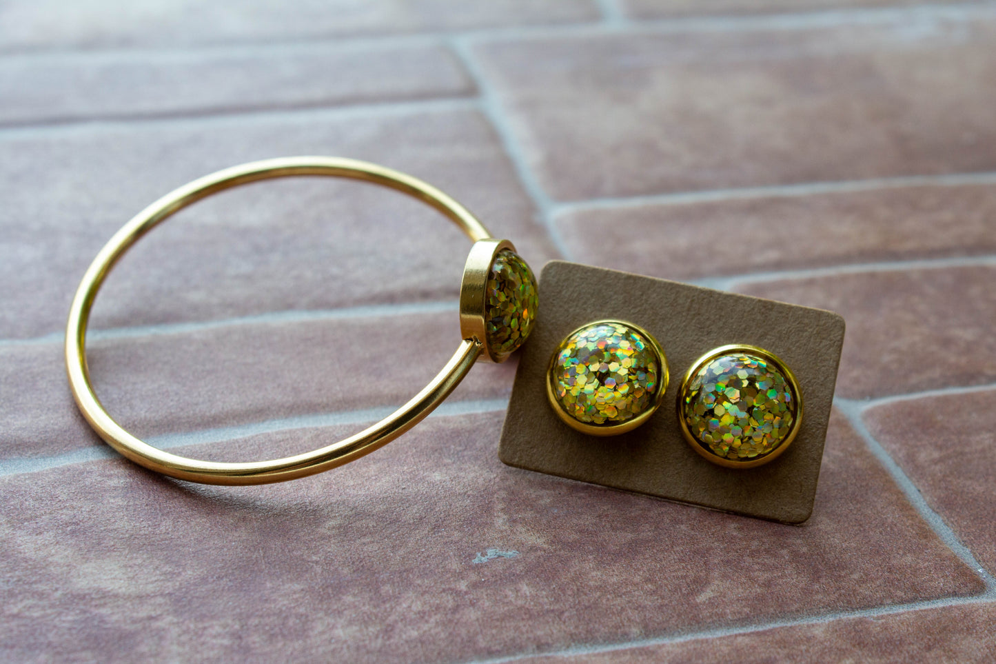 cabochon, kaboson, kaboshon, caboson, szett, fülbevaló, karkötő, nemesacél, arany flitteres