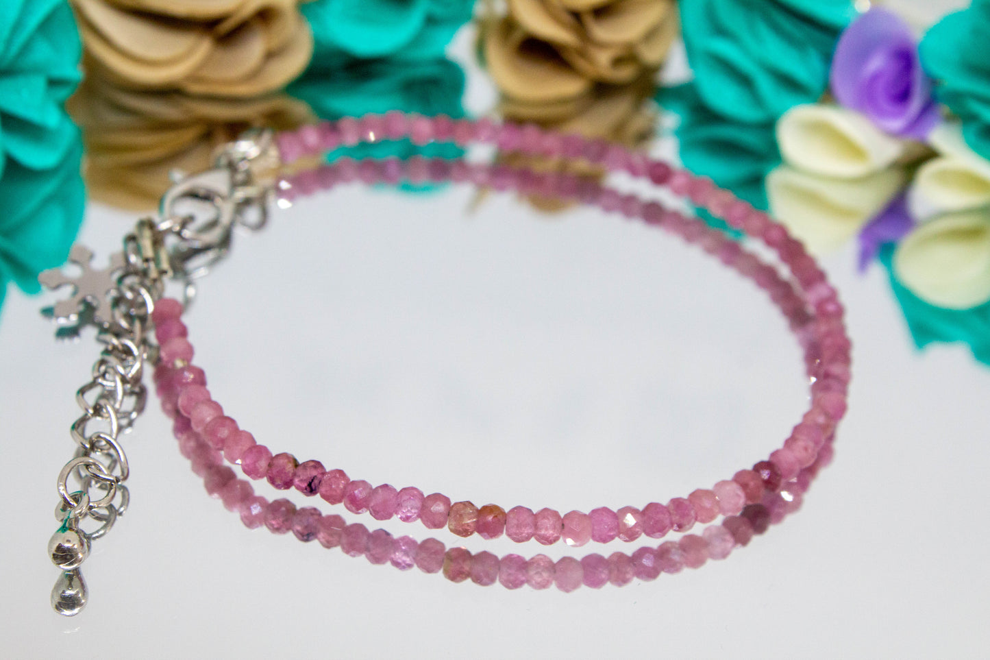pink turmalin karkötő, exkluzív kollekció, turmalin, kézműves ékszer, kézzel készült, vásárolj hazait, elegáns, Mónika Lilla Kincsestára