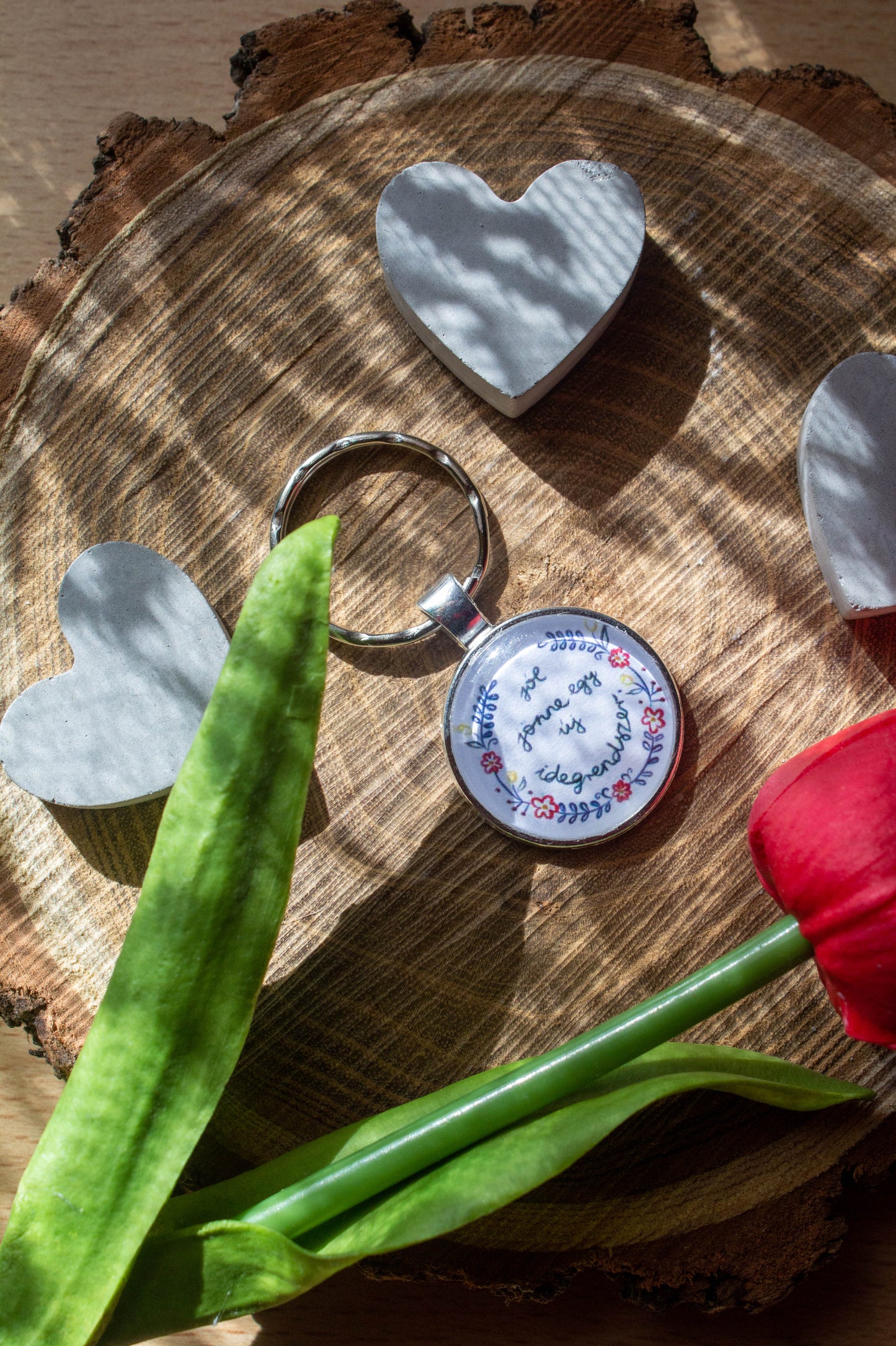 jól jönne egy új idegrendszer, kézműves, kézzel készült, ajándék ötlet, üveglencse, üveglencsés,