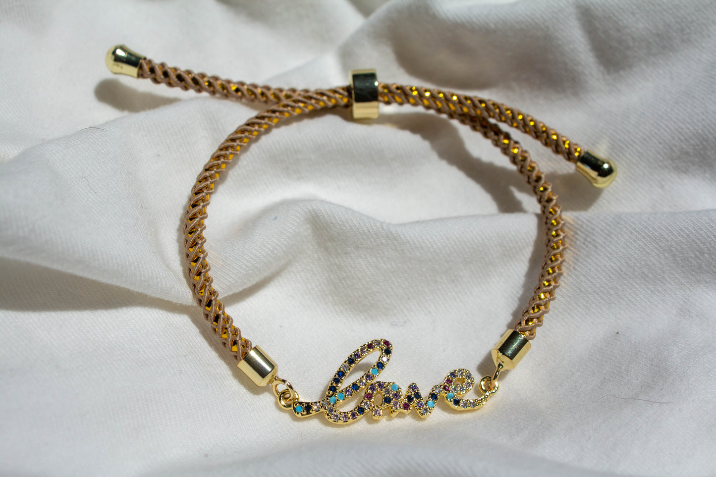 bézs, lila, csúszócsomó, ajándékötlet, kézműves, karkötő