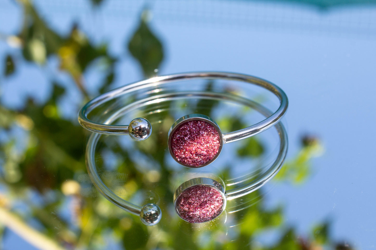 cabochon, kézműves, karkötő, nikkelmentes, nemesacél, ajándékötlet, mályva