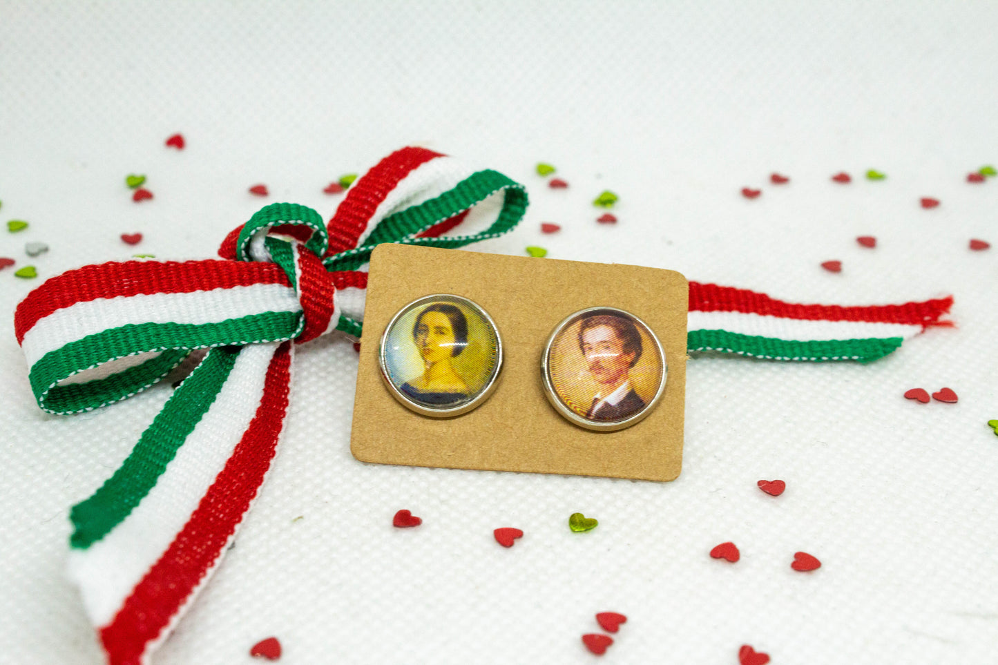 Petőfi és felesége, Szendrey Júlia, fülbevaló, üveglenécs ékszer, üveglencse, kézműves, kézzel készült, vásárolj hazait, március 15, ünnepi kollekció, Mónika Lilla Kincsestára