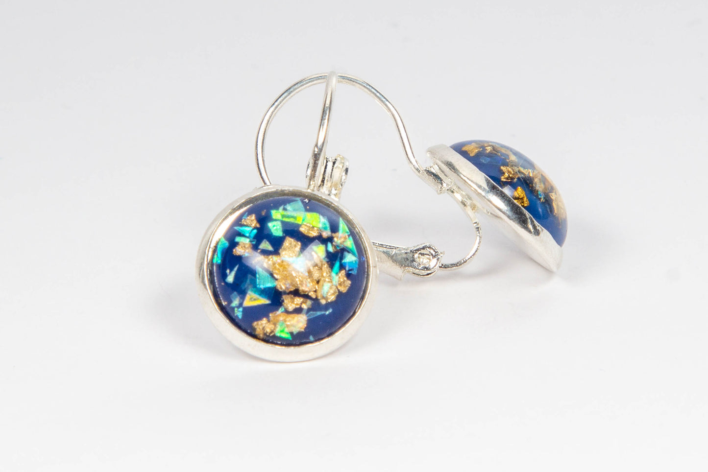 cabochon, kaboson, kabochon, caboson fülbevaló, kézműves, kézzel készült, 12mm, halpikkely, rosegold, ezüst színű, Mónika Lilla Kincsestára, pötty, pötty fülbevaló, francia kapcsos