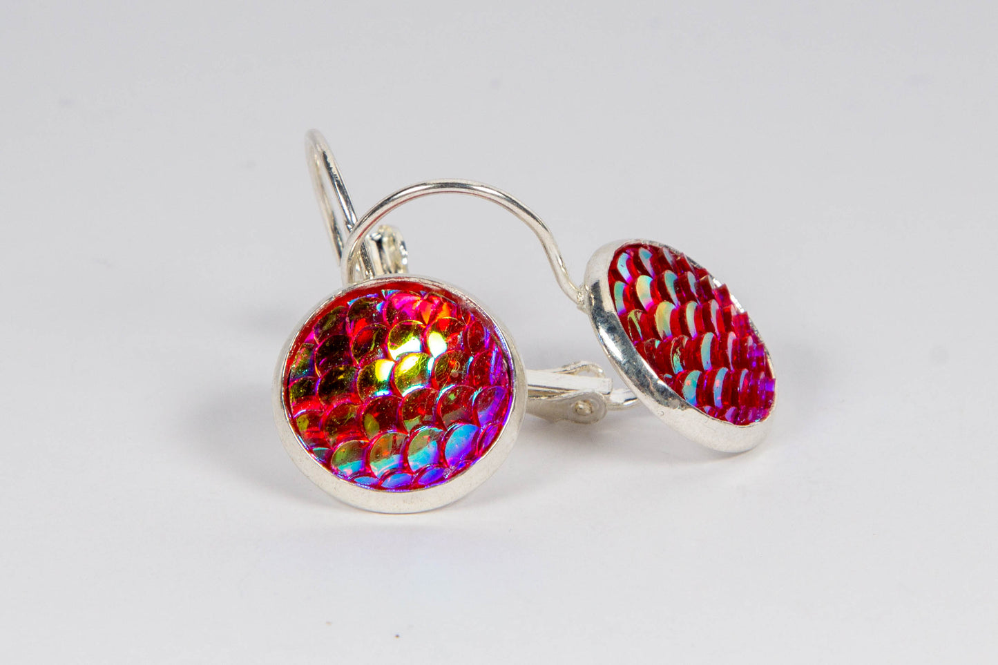 cabochon, kaboson, kabochon, caboson fülbevaló, kézműves, kézzel készült, 12mm, halpikkely, rosegold, ezüst színű, Mónika Lilla Kincsestára, pötty, pötty fülbevaló, francia kapcsos