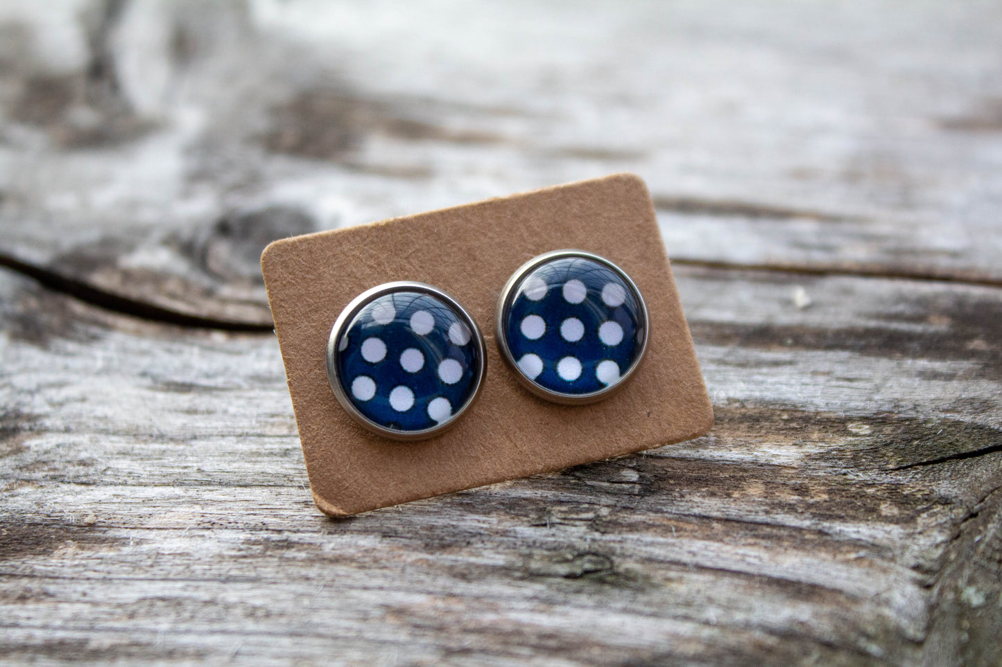 üveglencse, üveglencsés, fülbevaló, pöttyös, pötty, kézműves, kézzel készült, vásárolj hazait