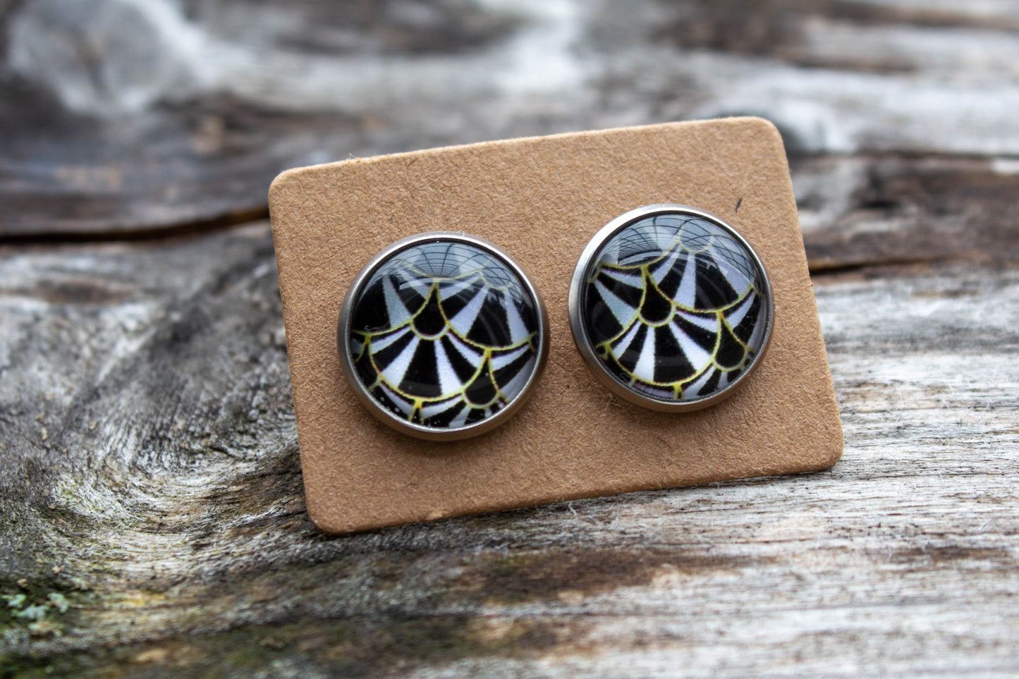 cabochon, kaboson, kaboshon, caboson, fülbevaló, minta, ajándékötlet, ajándék, bedugós fülbevaló, meglepetésötlet, meglepetés, ötlet, kézműves, kézzel készült