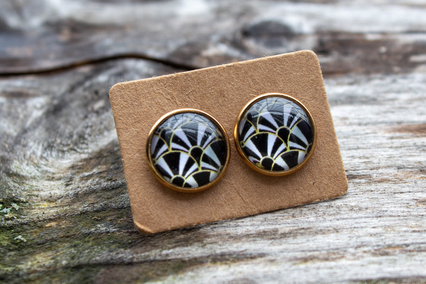 cabochon, kaboson, kaboshon, caboson, fülbevaló, minta, ajándékötlet, ajándék, bedugós fülbevaló, meglepetésötlet, meglepetés, ötlet, kézműves, kézzel készült