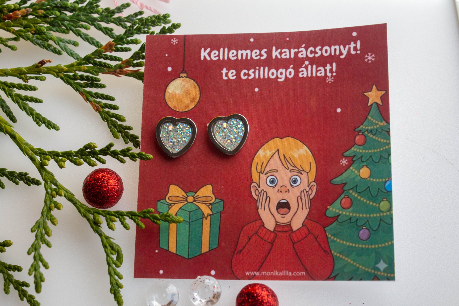 Reszkessetek betörők ihletésű kártya, fülbevalóval, nemesacél, nikkelmentes