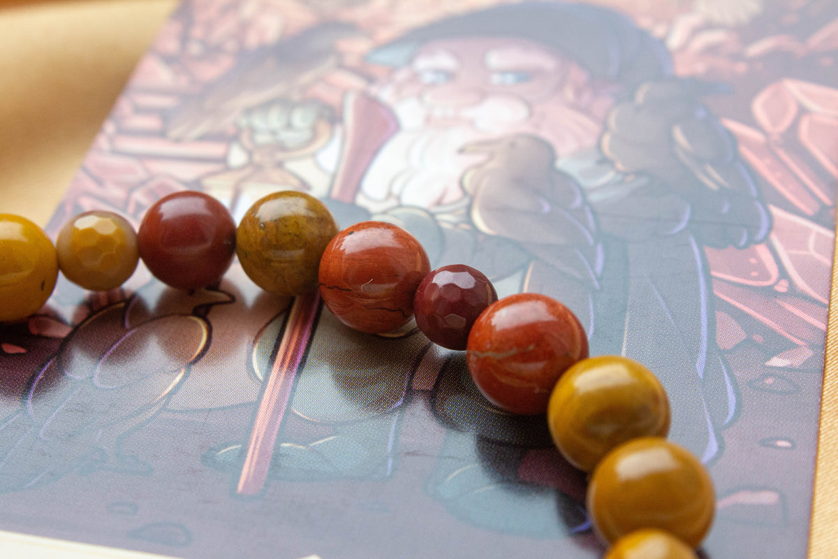mokait és vörös jáspisból készült ásványkarkötő októberi tarot karkötő a remete, spirituális ékszer